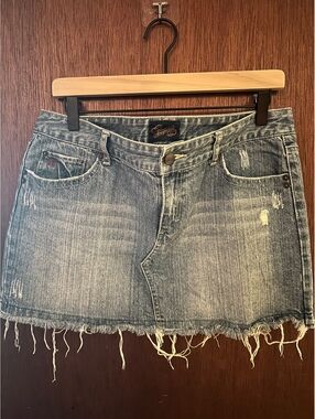 Vintage Y2K Aeropostale Denim Mini Skirt Size 9/10